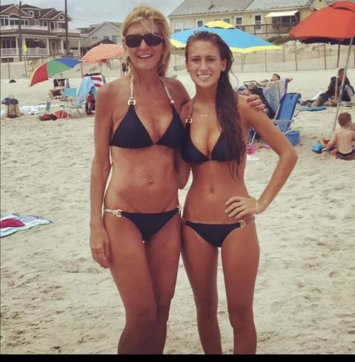 Hot mom and daughter!! What would you do ??