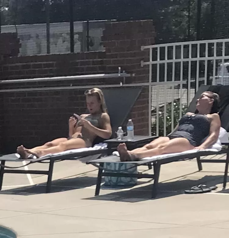 Hot Mom & Daughter at my Hotel Pool Today. I’d love to give them both my huge dick