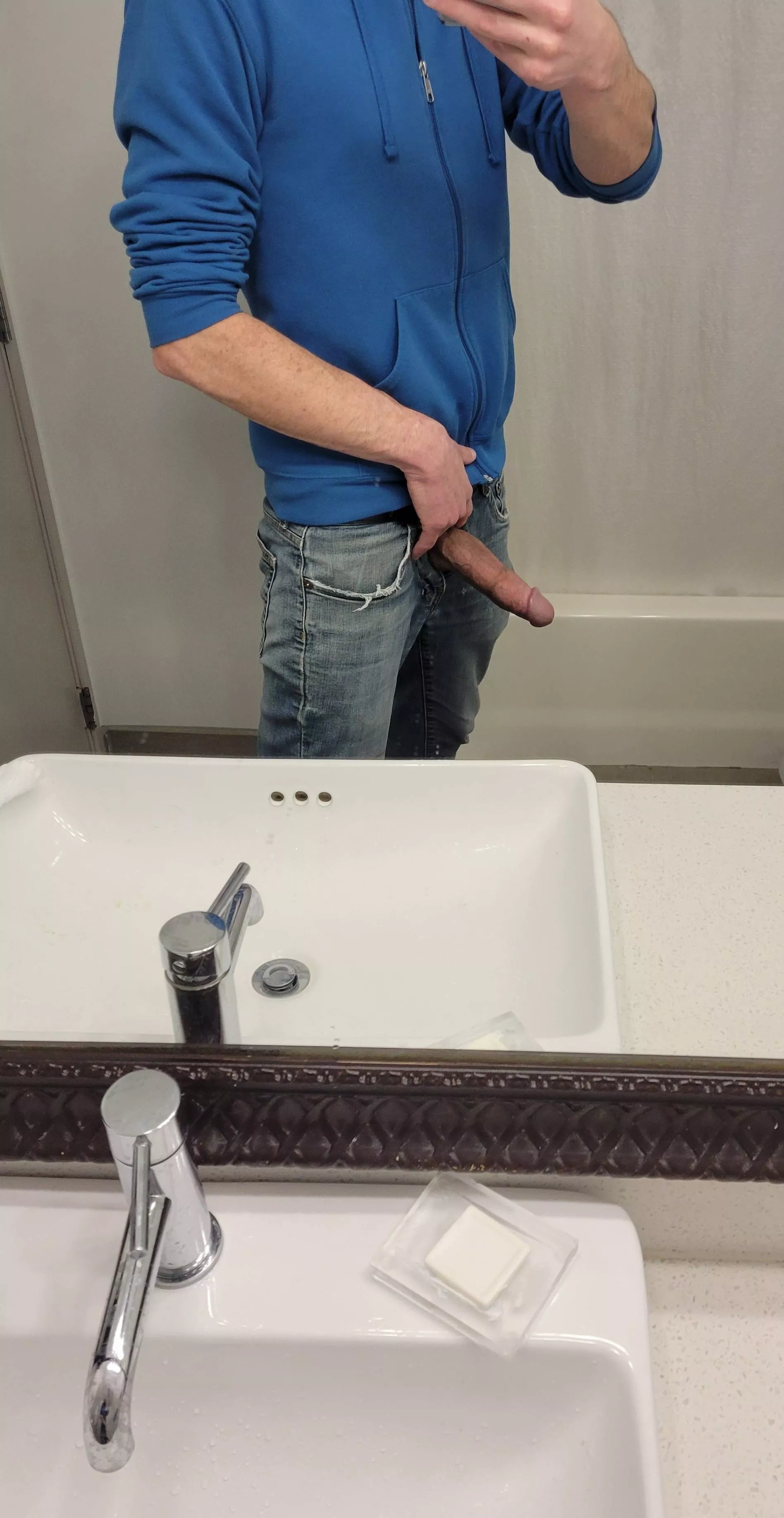 Hotels are boring, help me pass the time!