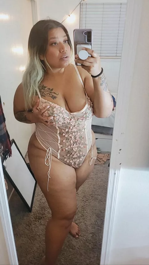 Hotter than your girl 😈💕🍆