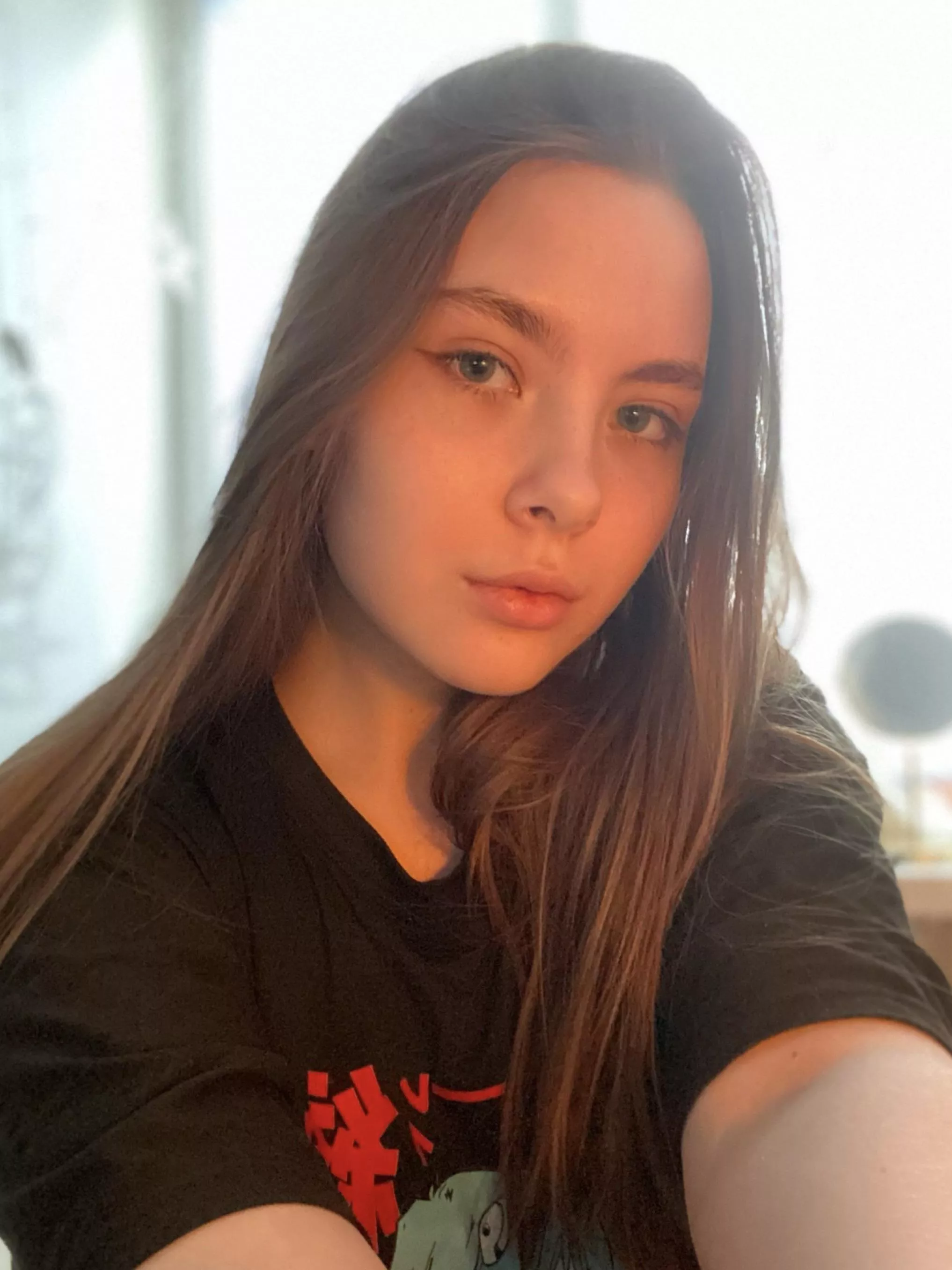 how about a cuddle? (f18)