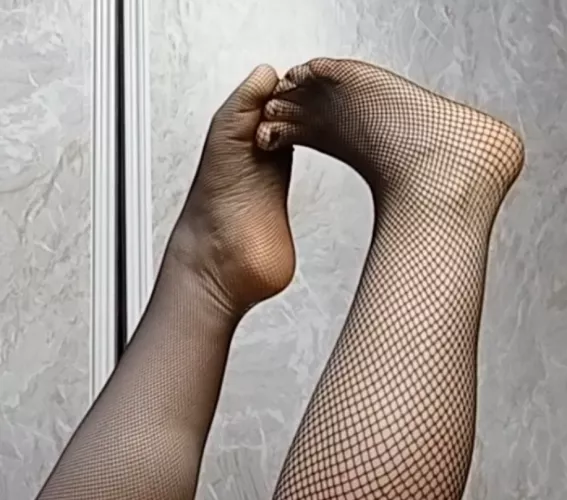 How about fishnet pantyhose? Do they count as nylon?