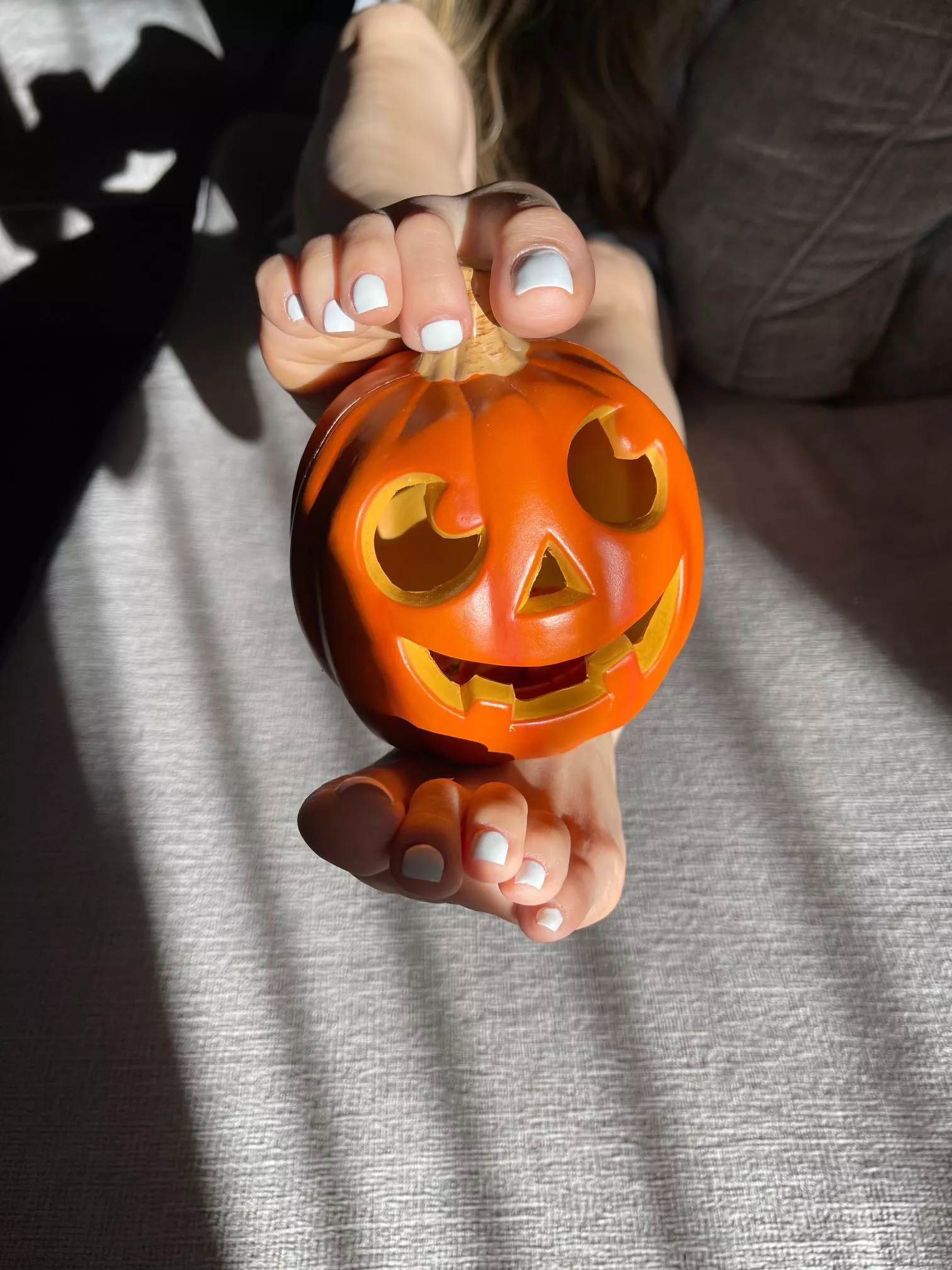How about I show you a trick and you give me a treat? 😉 How about I show you a trick and you give me a treat? 😉