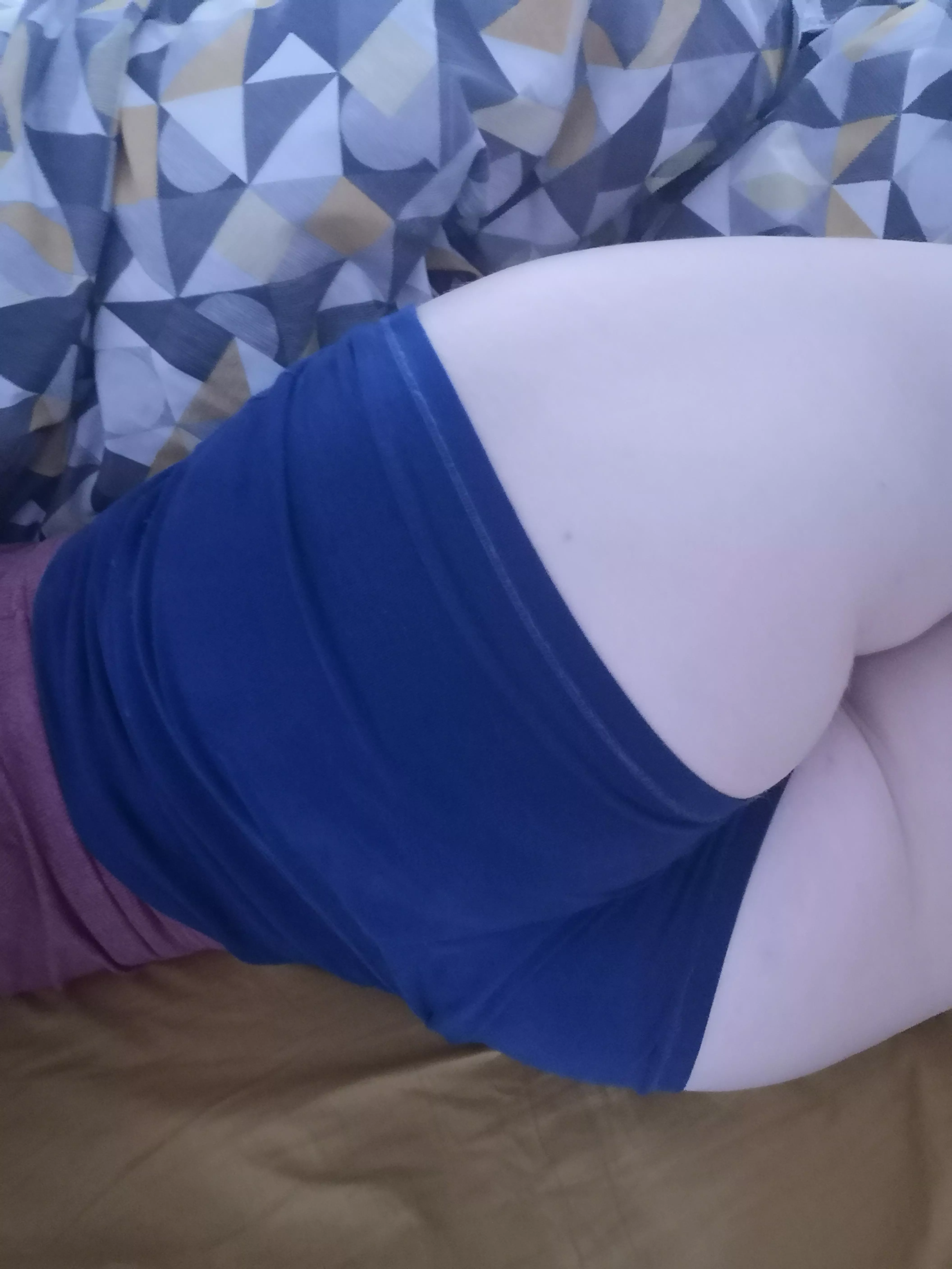 How about some high waisted booty shorts? How about some high waisted booty shorts?