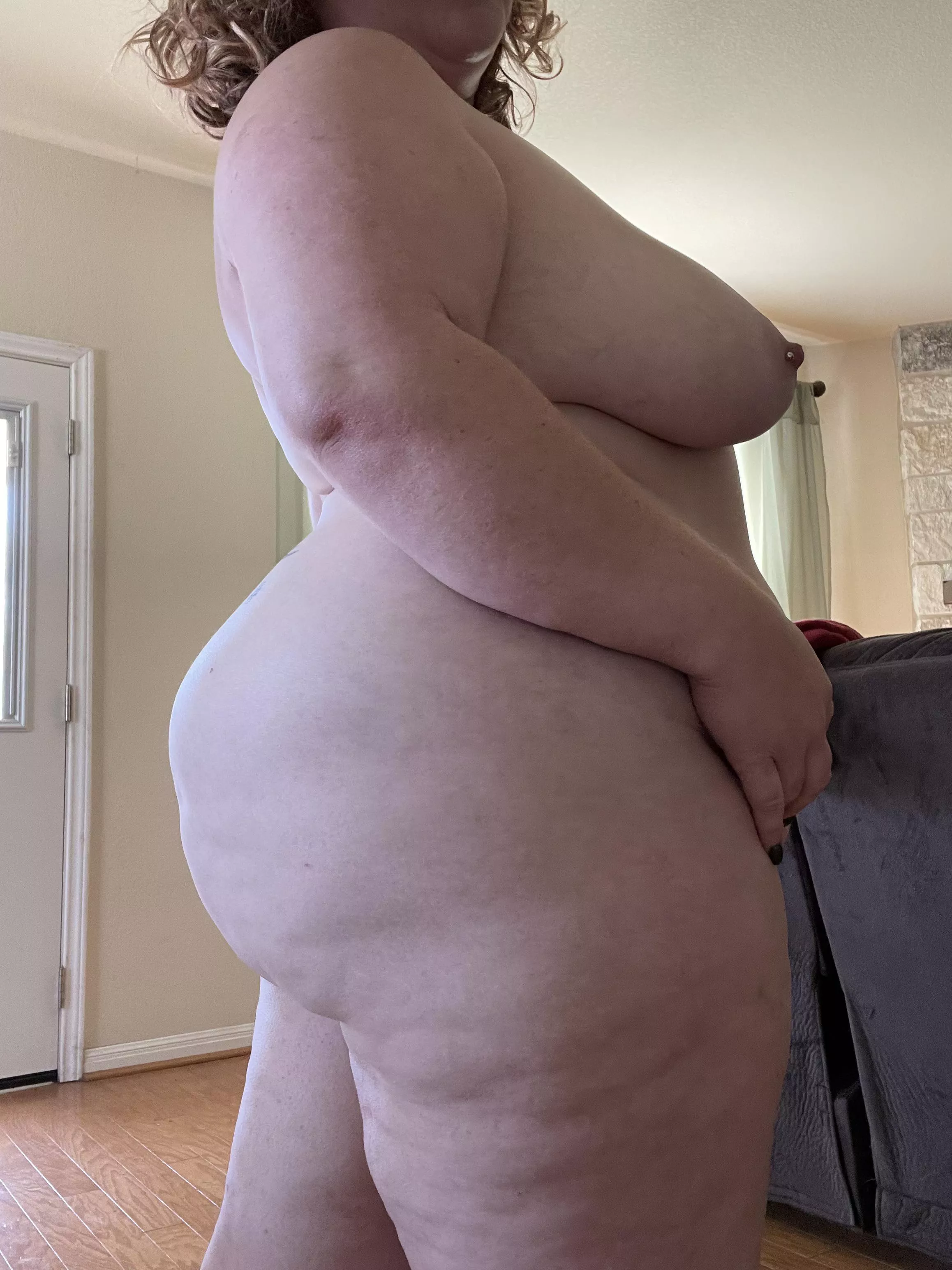 How about you bend me over this couch? F40