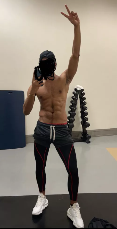 How are we doing today? 27 6’1