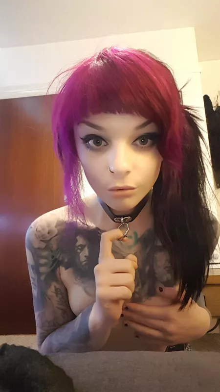 How can I make you cum? 🖤