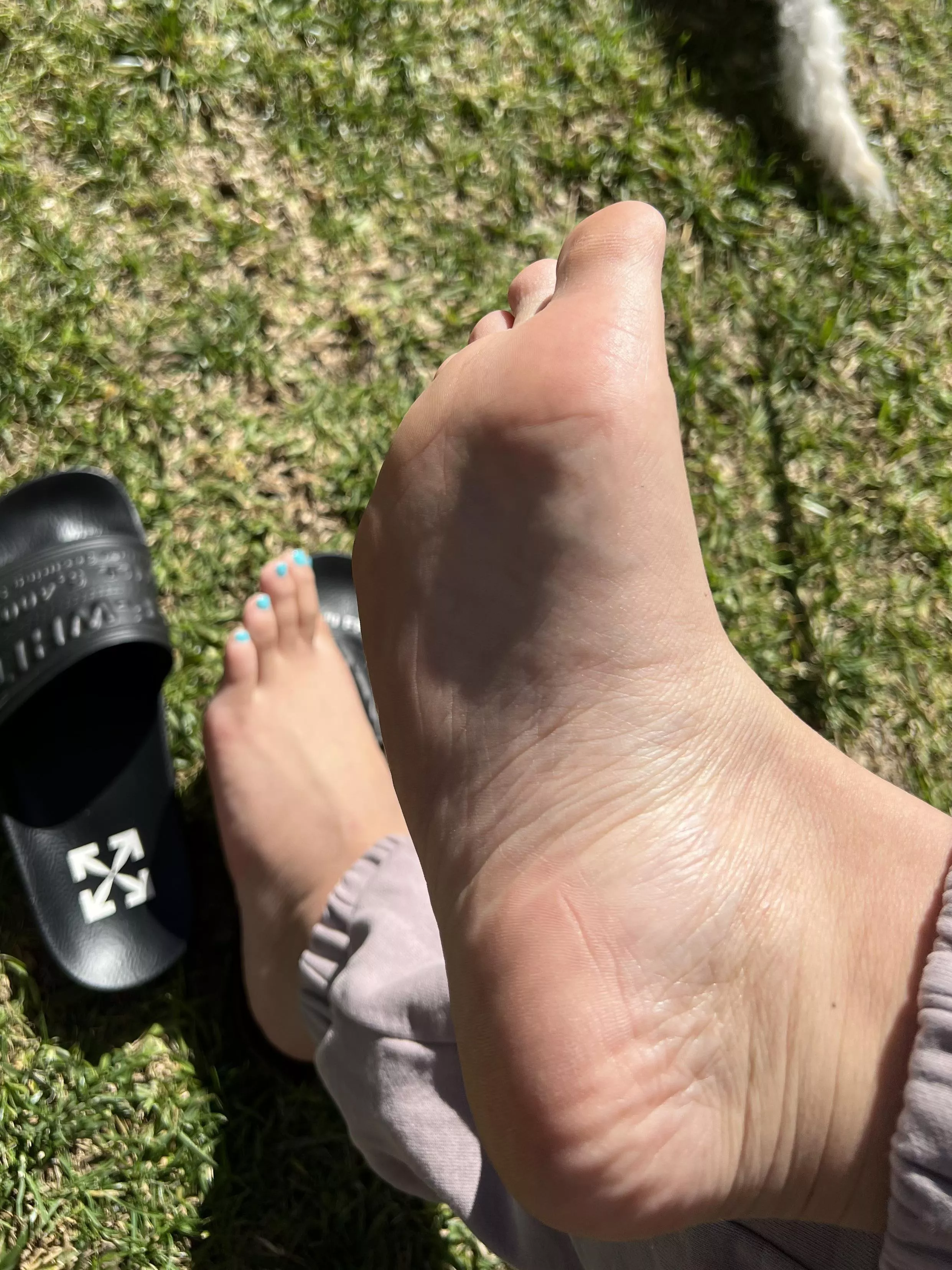 How close do you want my soles 😋