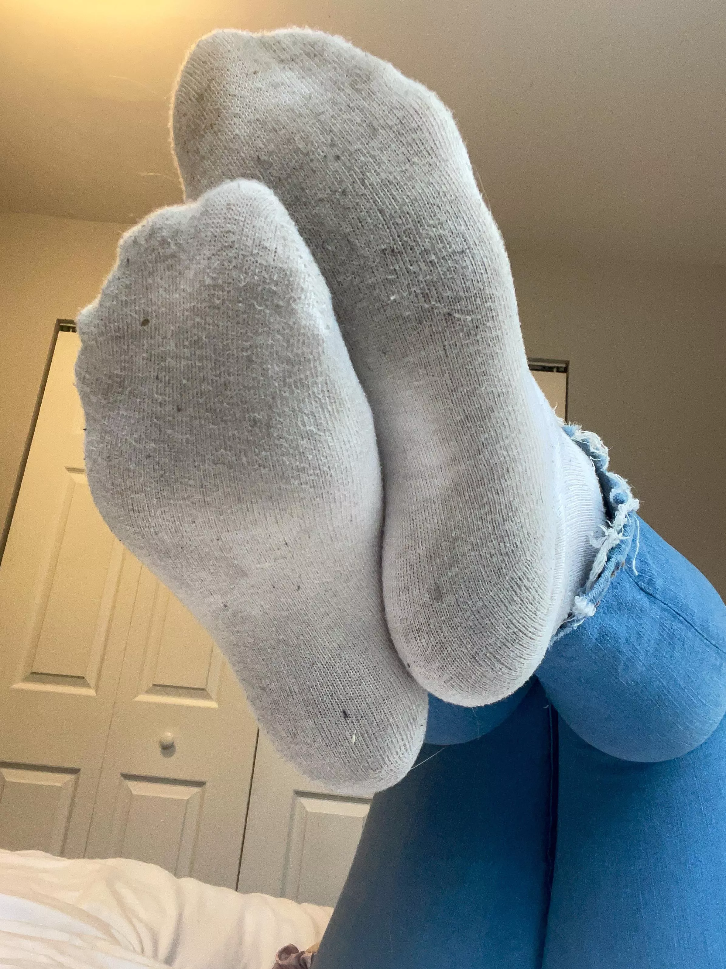 How DIRTY 😨 and smelly… want a sniff? Message me on how to make them all yours 🤍 (and don’t worry, shipping is discrete🤫) $15 per pair. And a custom surprise to come along with it.. 😈
