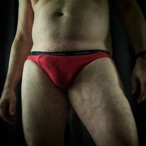 How do I Iook in red?