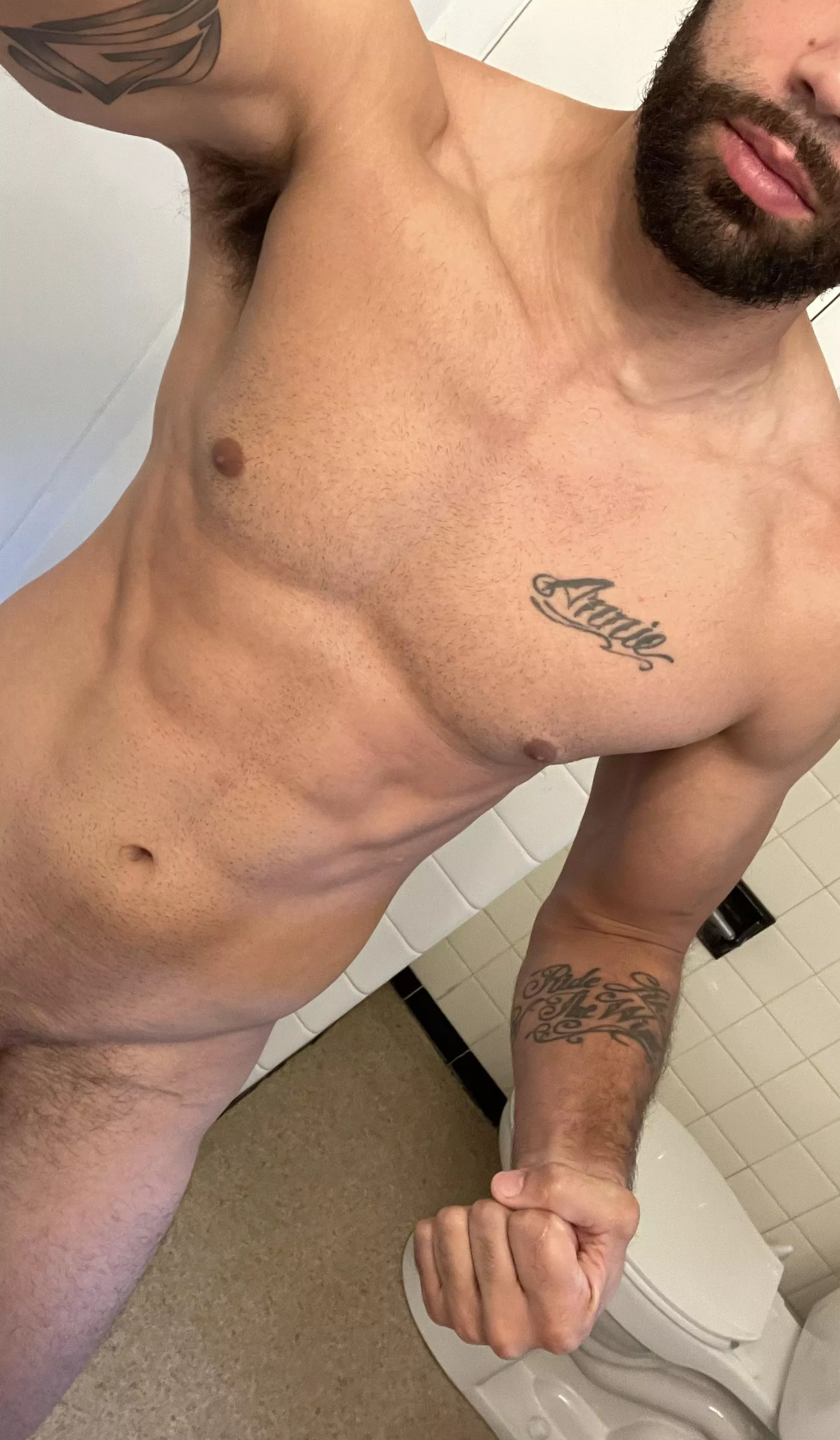 How do I look ? How do I look ?