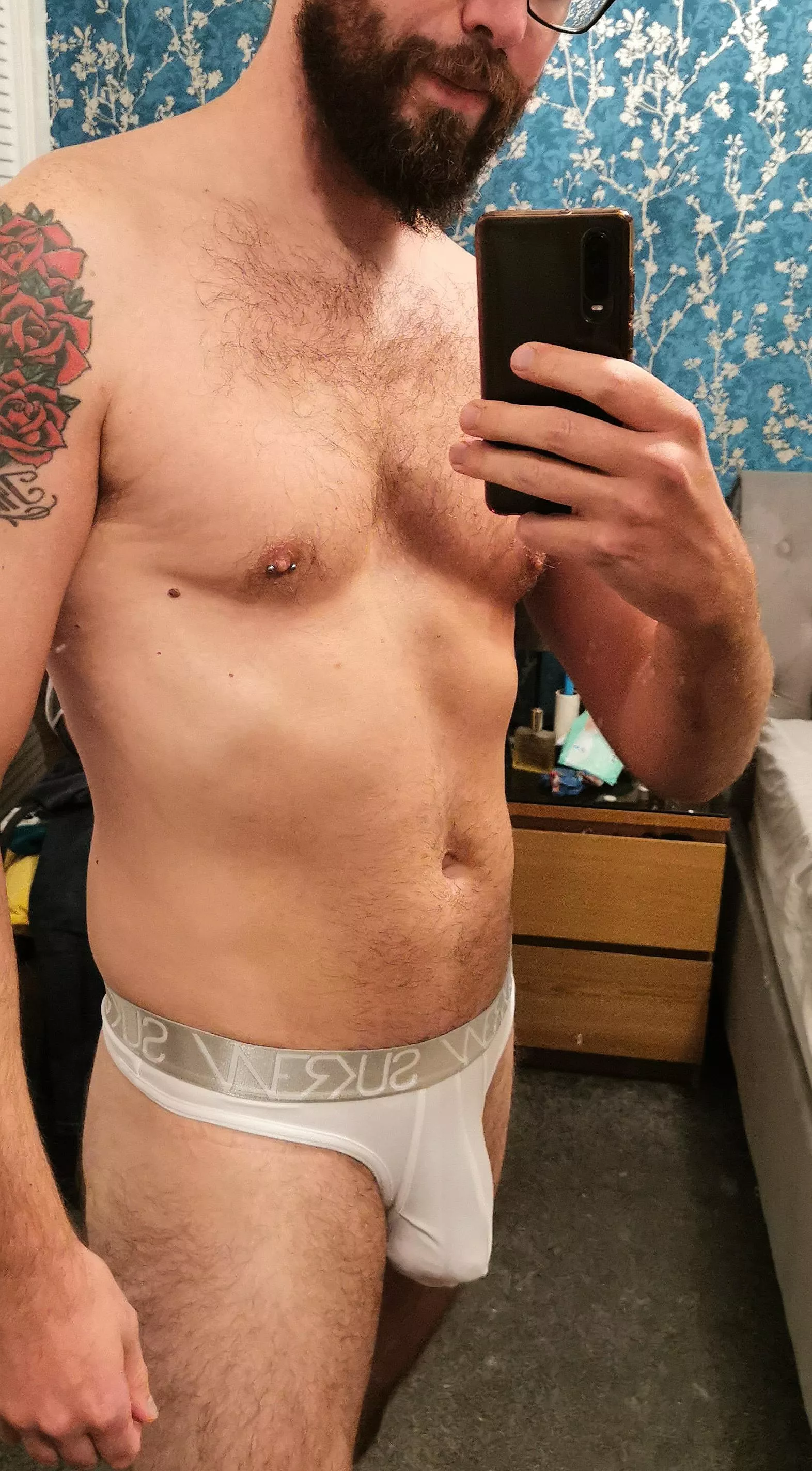 How do I look? How do I look?