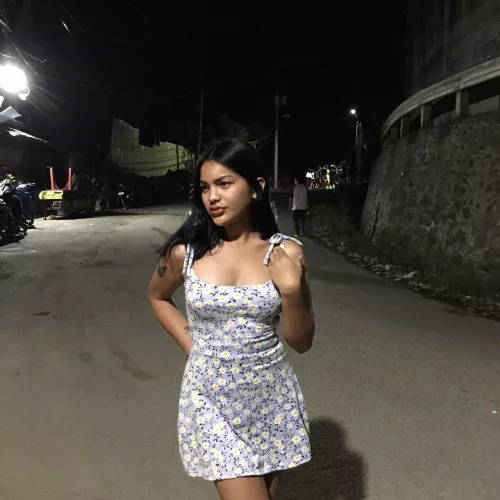 How do i look?