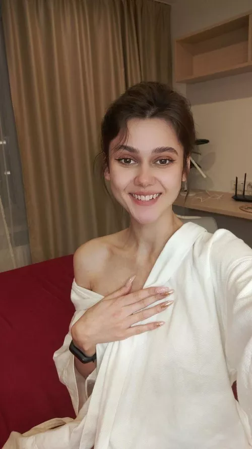 How do you feel about girls who like to be naughty alone?๐๐
