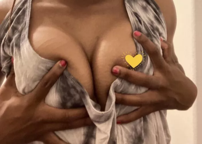 how do you guys feel about this pic 🥺🥺🥺