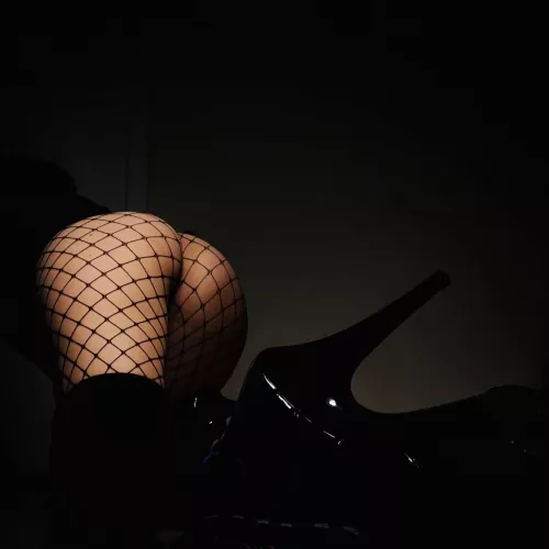 How do you like me in fishnets? 😏