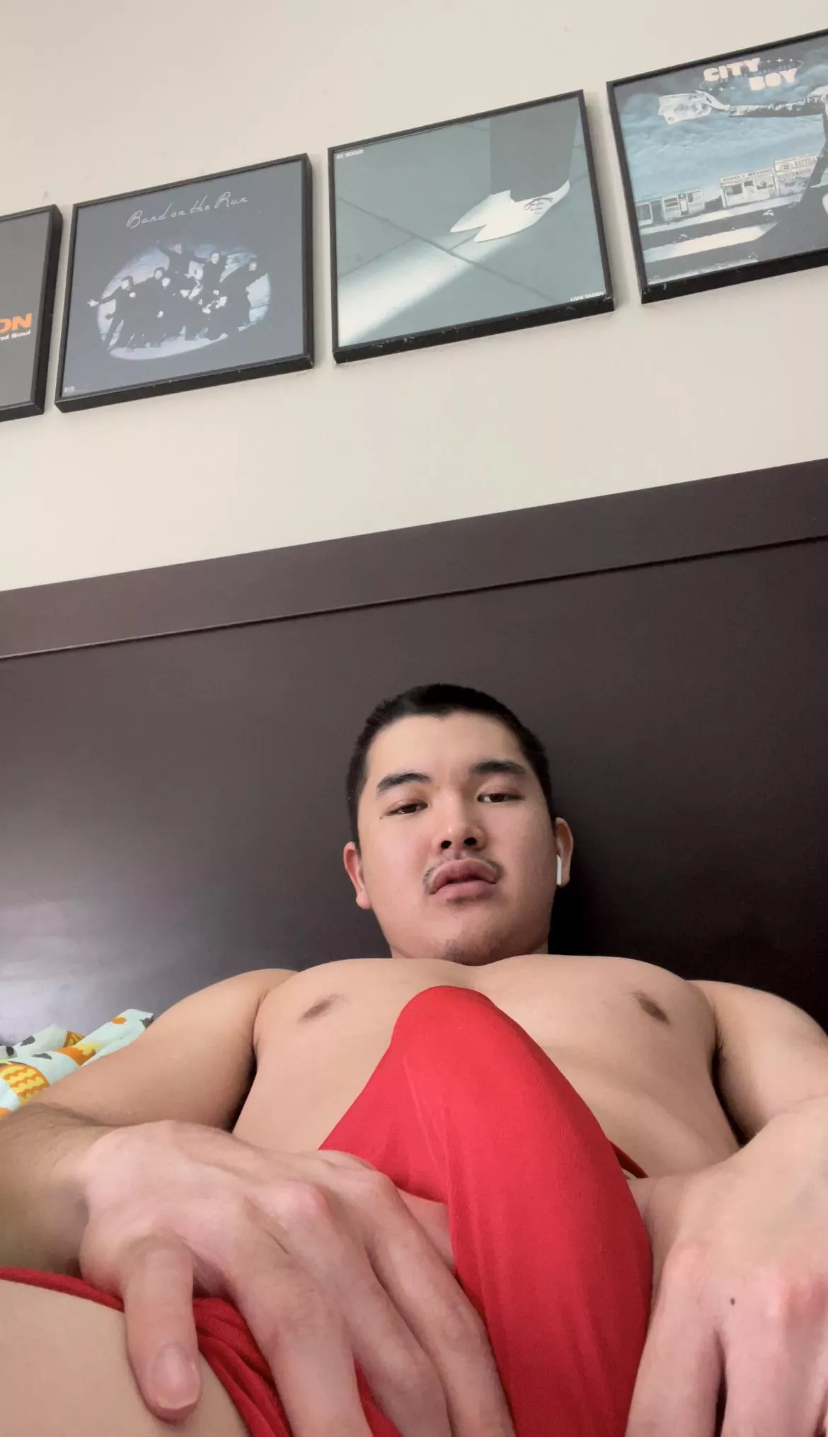 How do you like my red shorts?