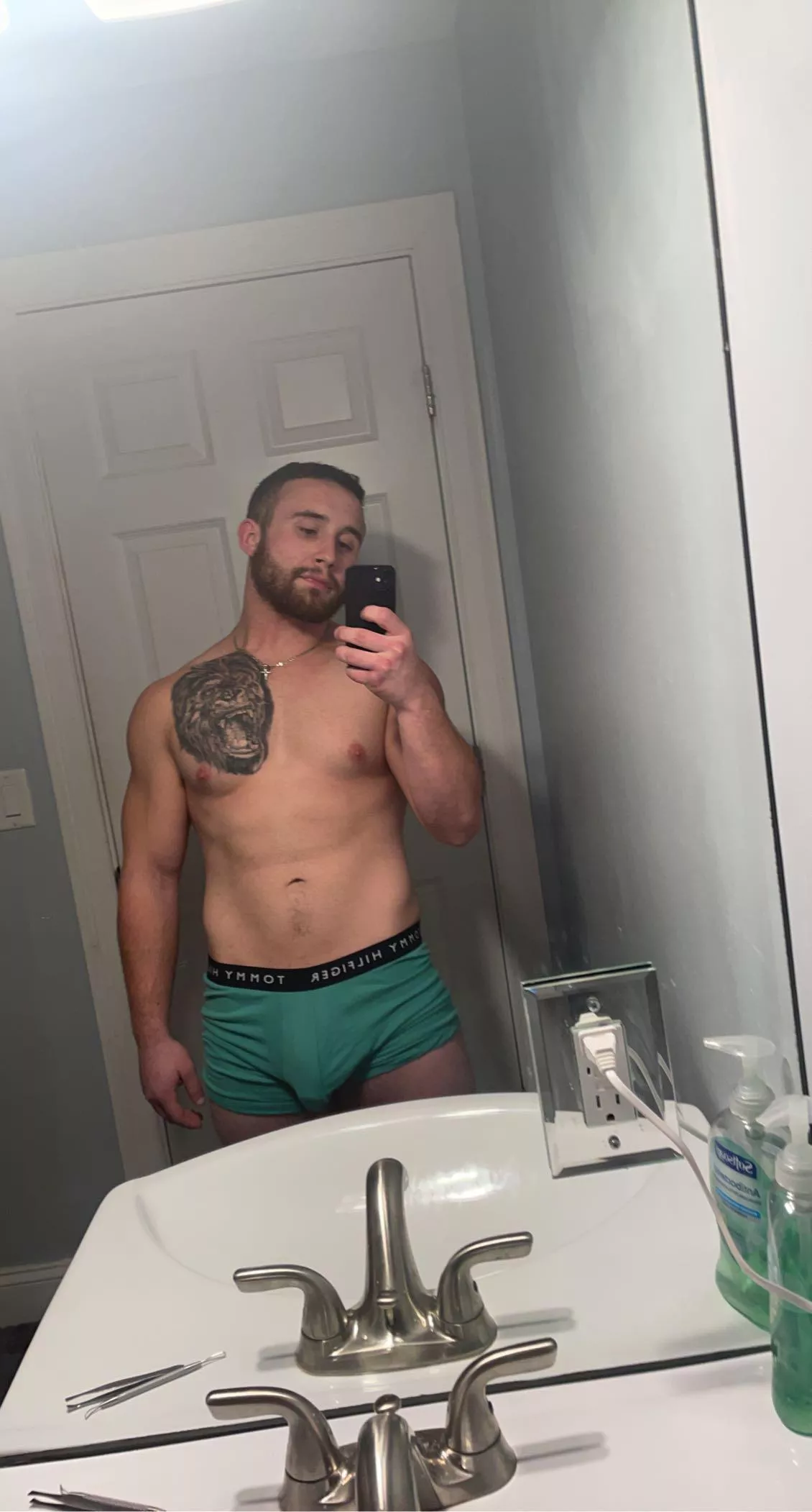 How do you like this color on me?? 😋