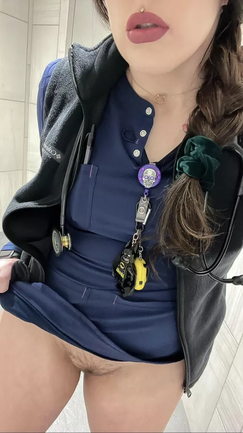 How do you shake off a tough shift? Take a slutty picture, and make your escape! You coming?😈 💋