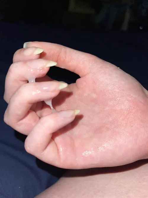 How else wants to cum for me 😈🙈