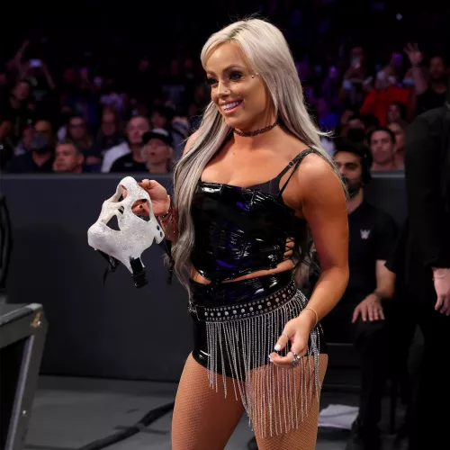 How hot is Liv Morgan?