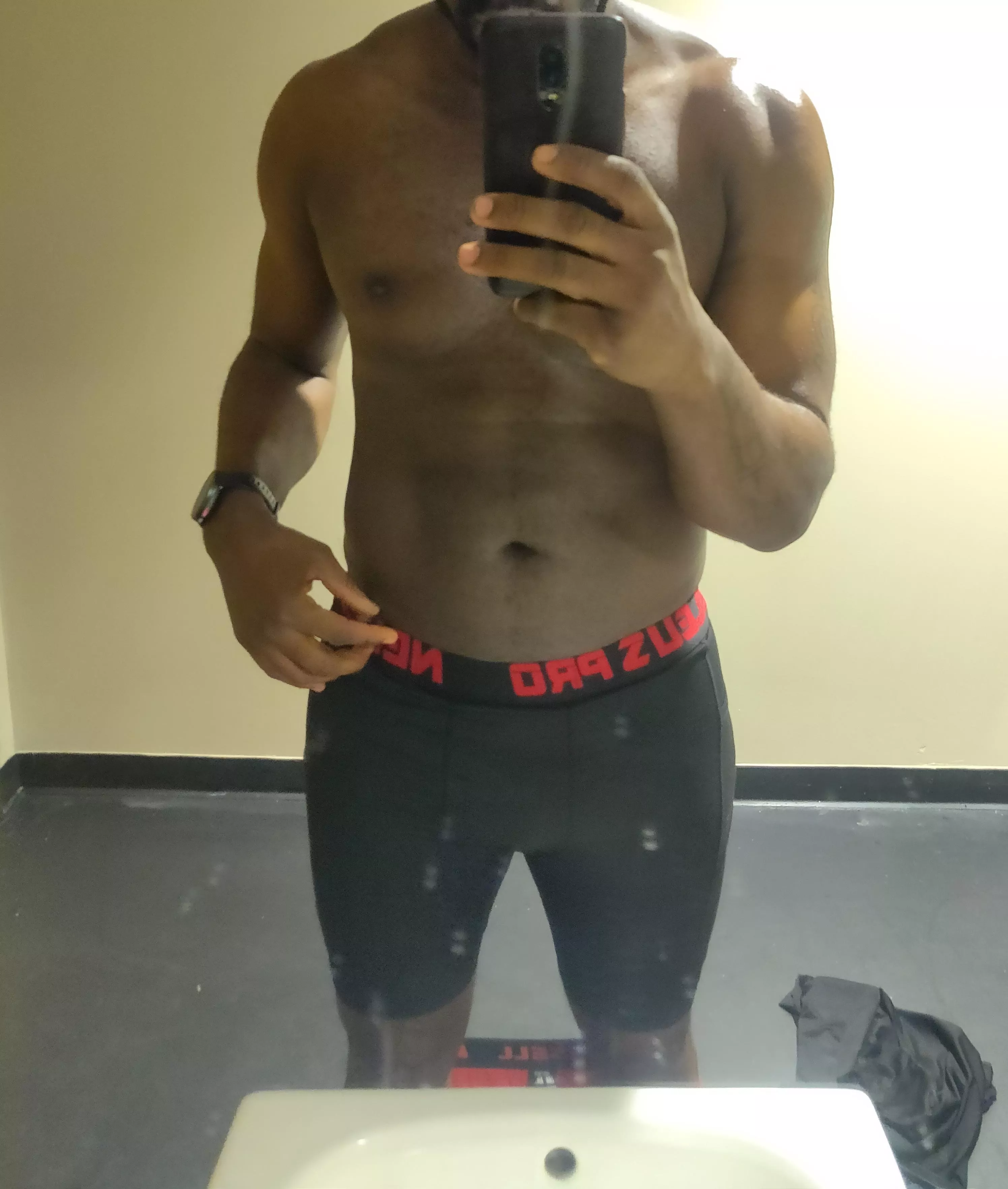 How I(M) Looking How I(M) Looking