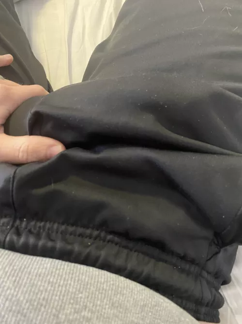 How is a free balling bulge?