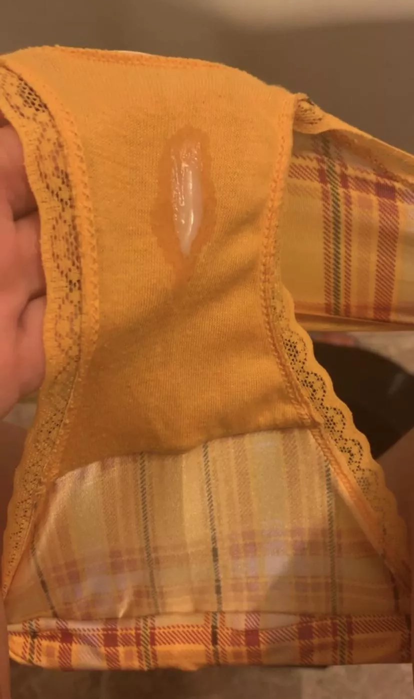 How long would you like me to wear em?😜