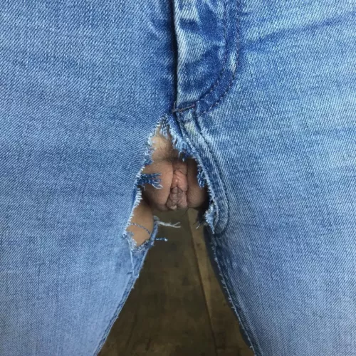 How to sort the pervs from the gentlemen? 😂