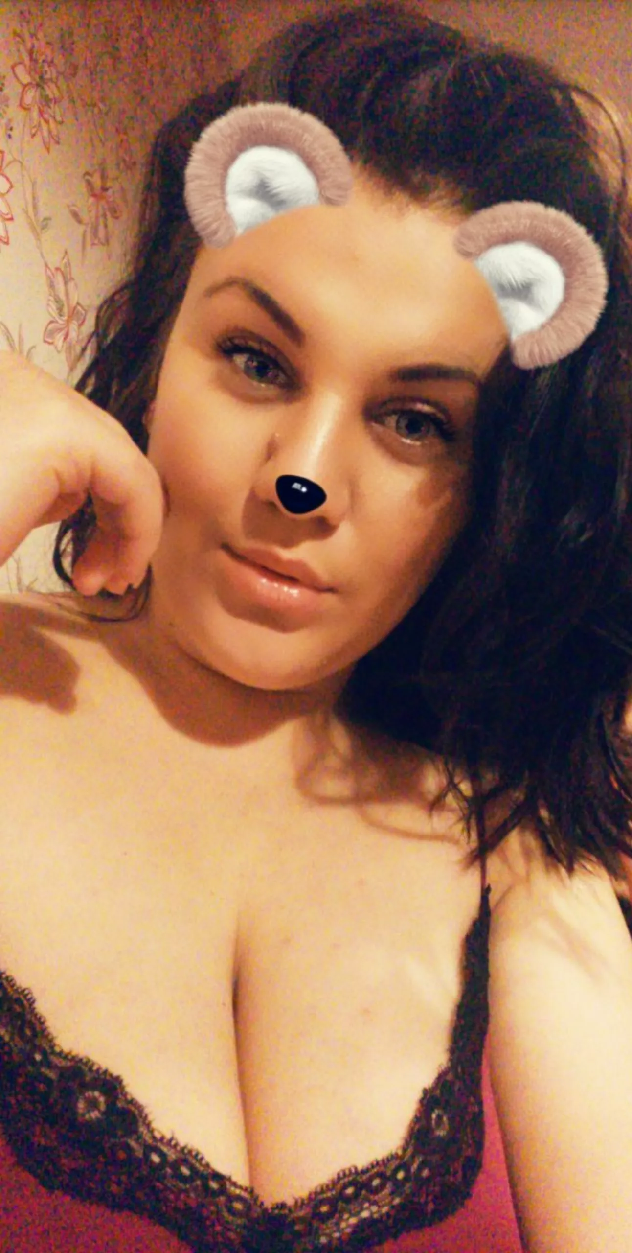 How you all doing 😘[image]