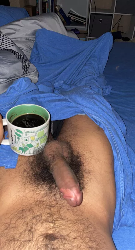 Howdy y'all , morning coffee and hard . ðŸ¤