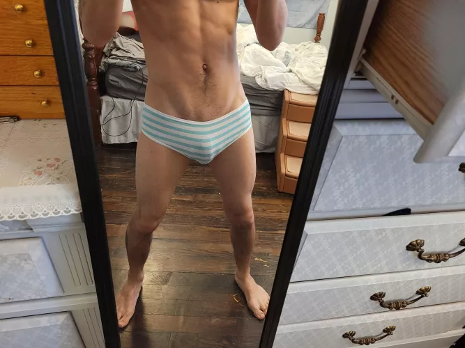 How's it even fit in their nsfw