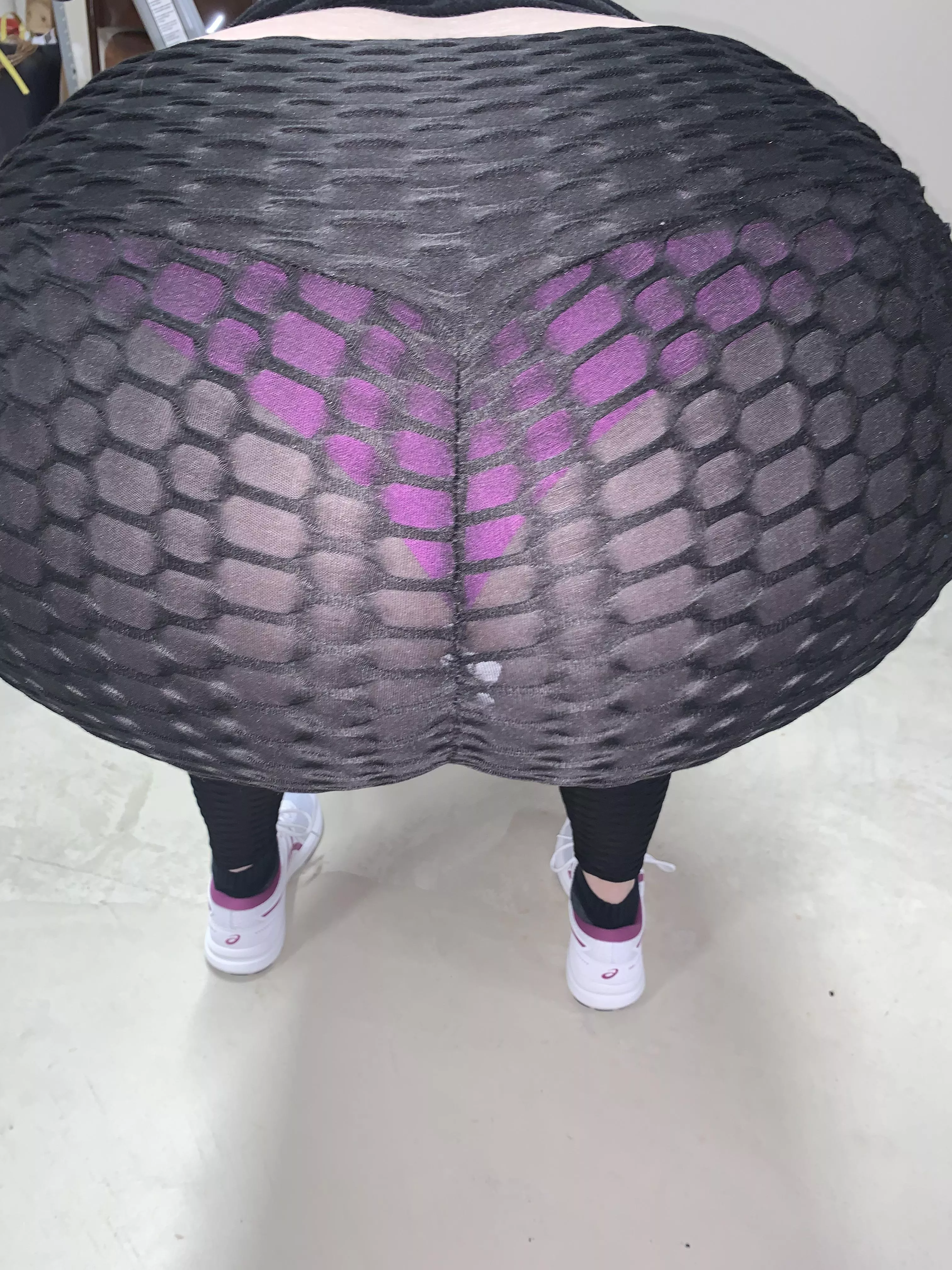 How’s my milf booty?