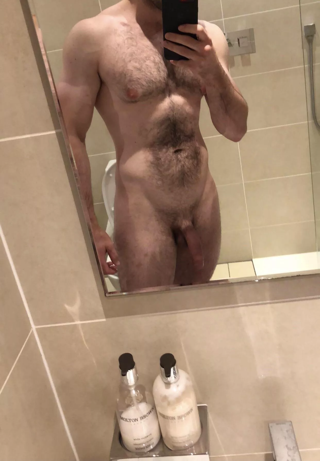 How’s my Scottish winter coat looking?