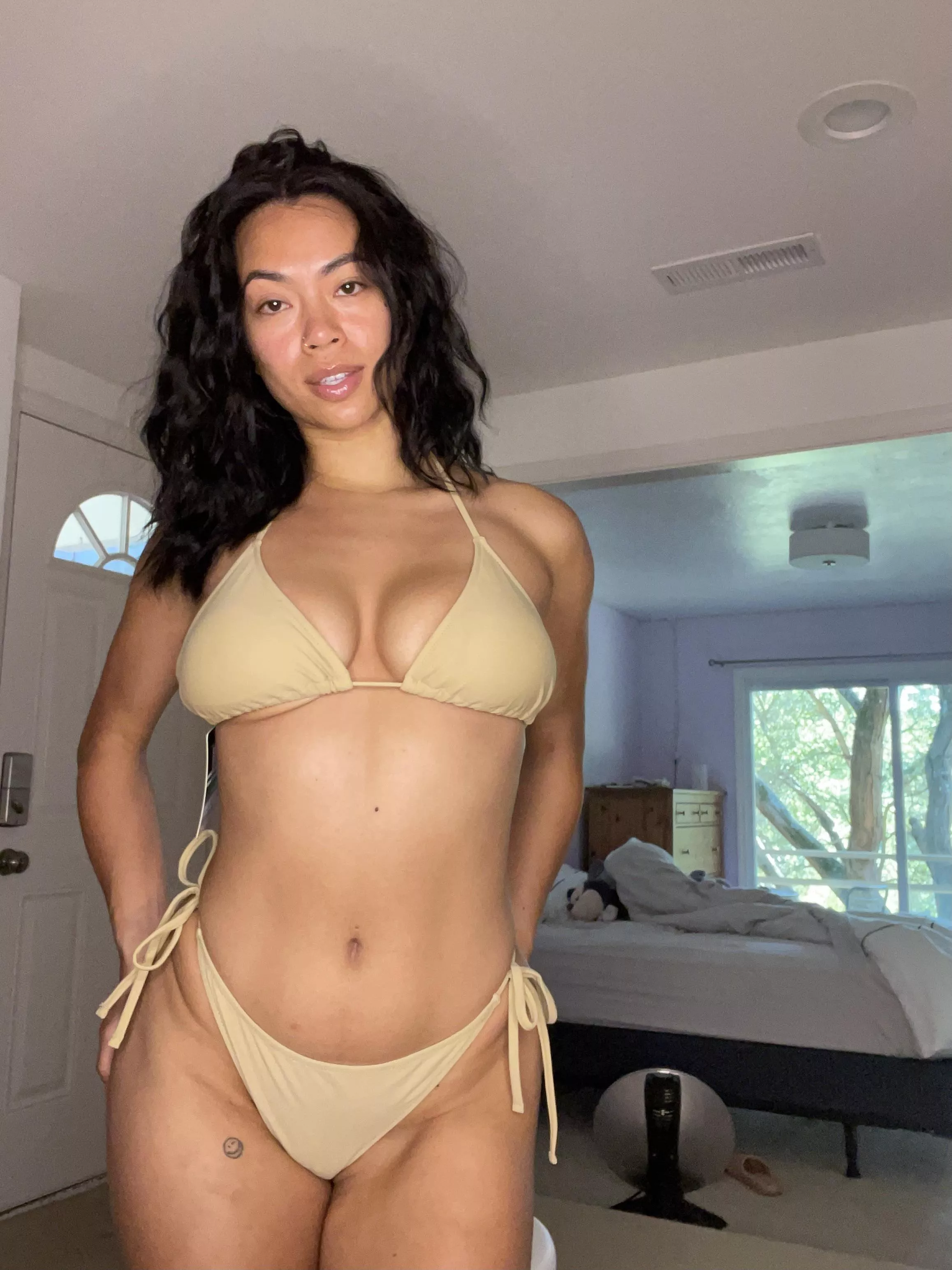 How’s this color on me? Chinese x Puerto Rican