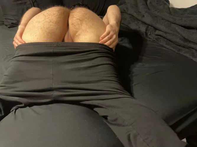 How’s this man ass lookin? 🍰