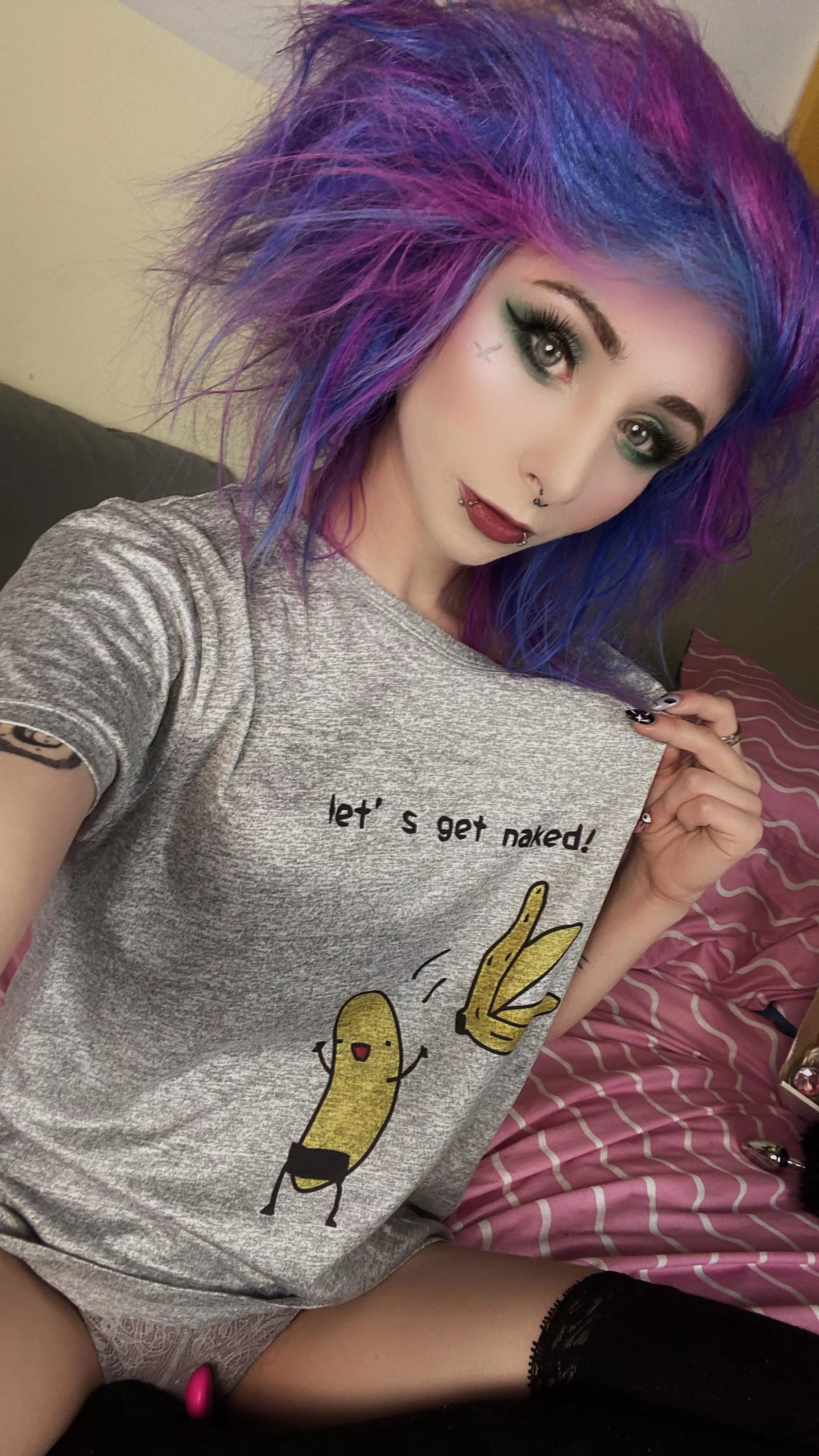 https://chaturbate.com/madelinexoxo666/ 20:35 CEST