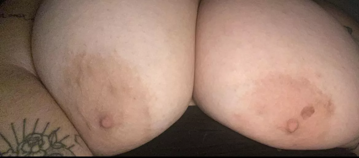 humppp dayyyy 🤤💋 (OC)