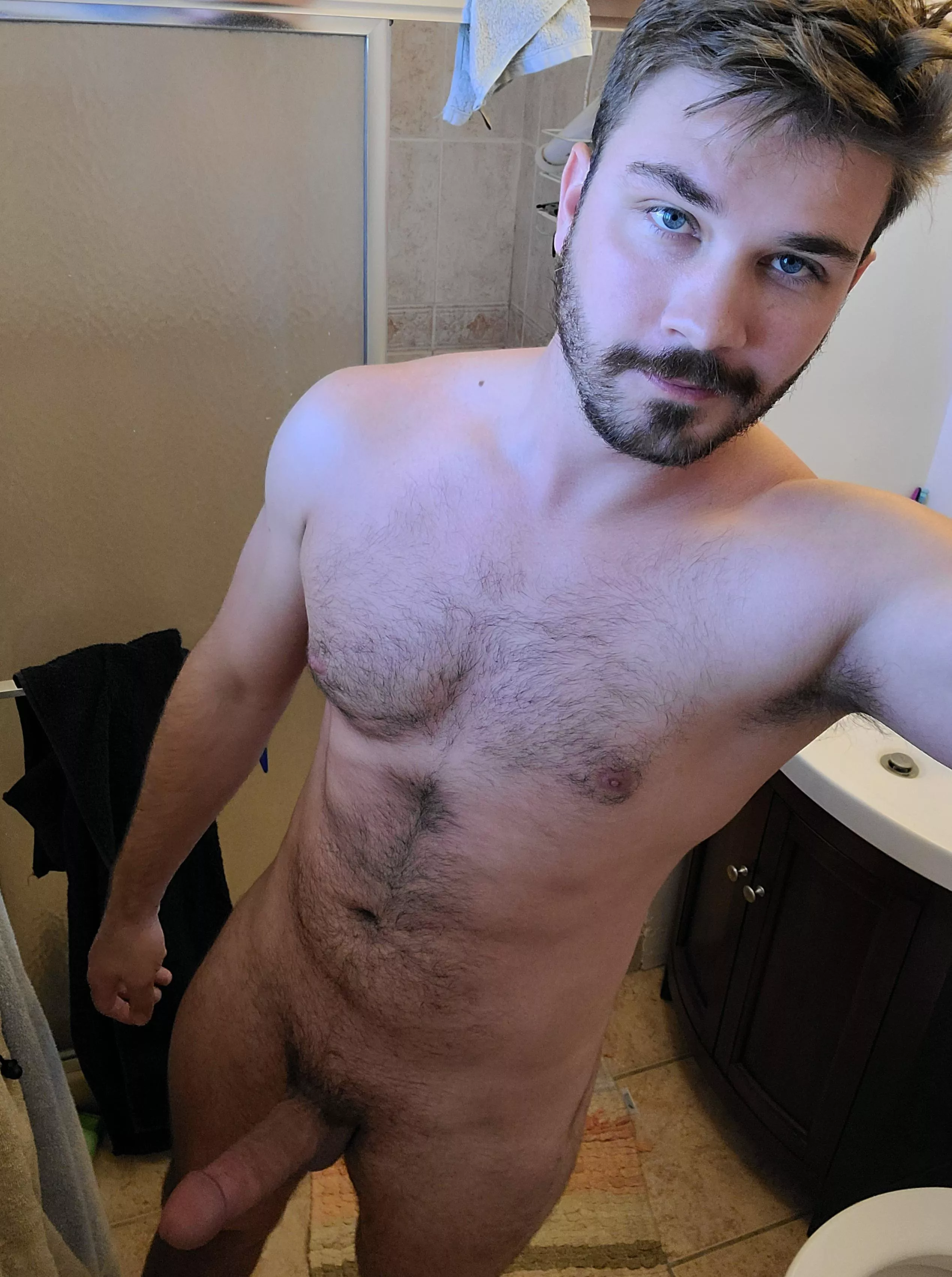 Hung ✅️ Hunky ✅️ Hairy ✅️
