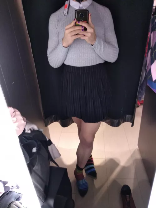 I also bought a new outfit today! What do you think ?