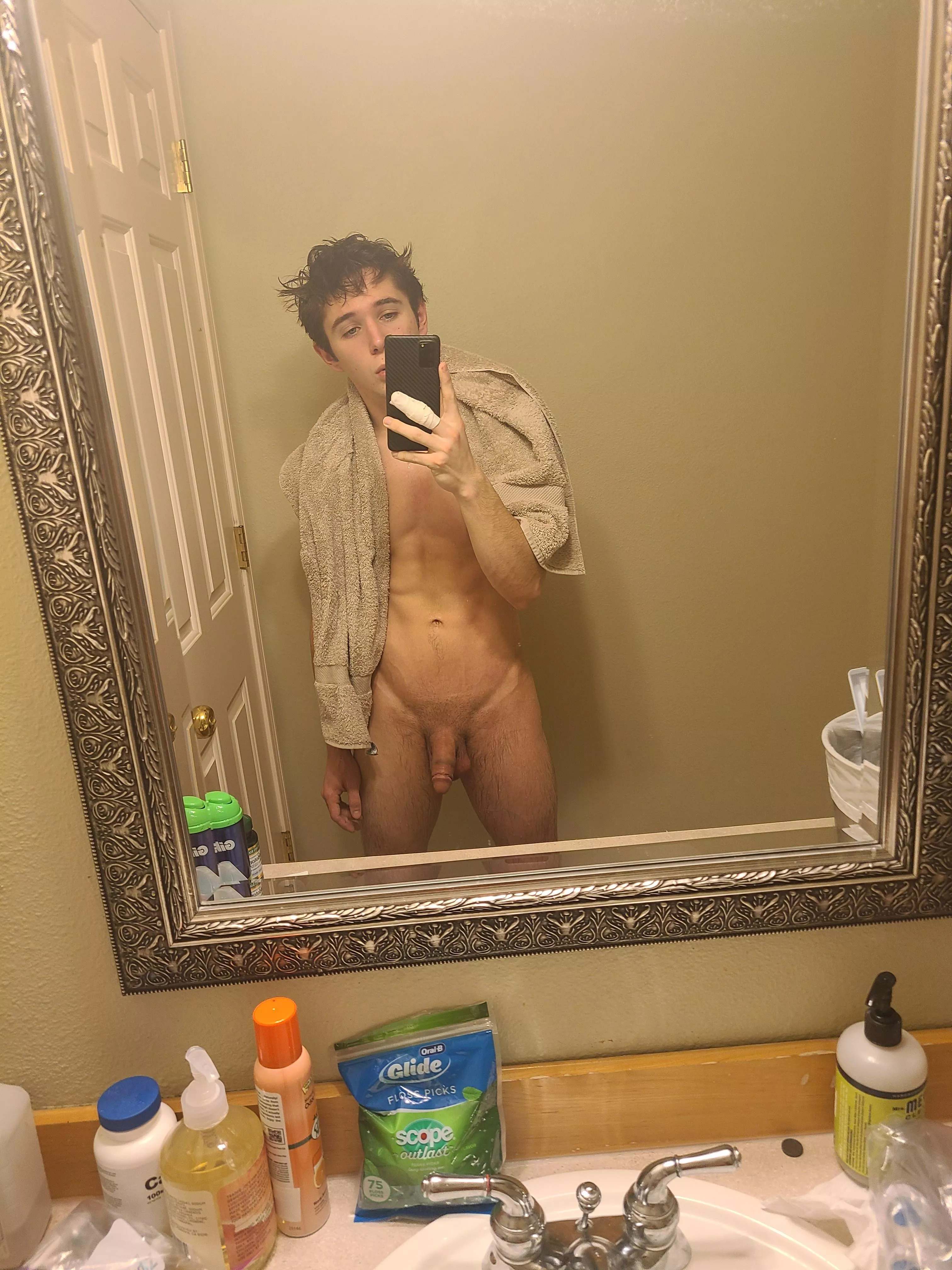 I always get so horny after I shower 😅