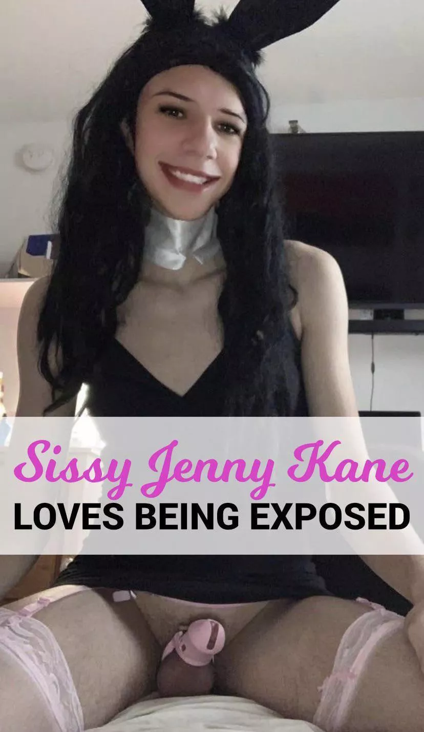 I am a beta sissy girl with a locked clitty.