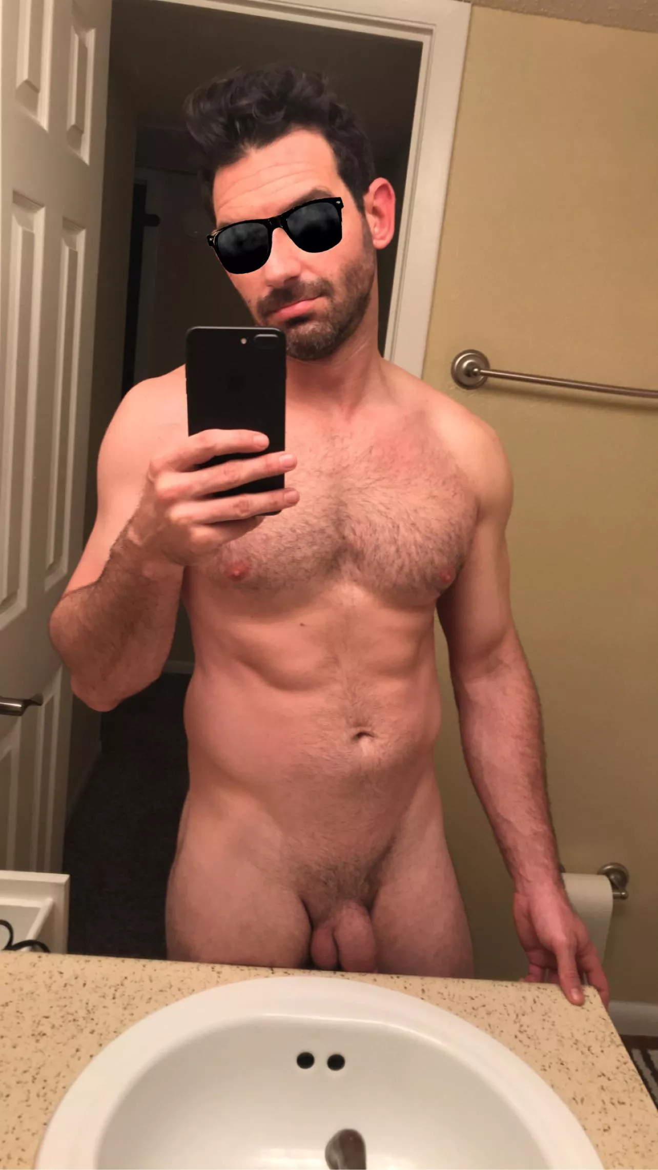 I am always so fucking horny after hitting the gym in the morning! Ughhhh