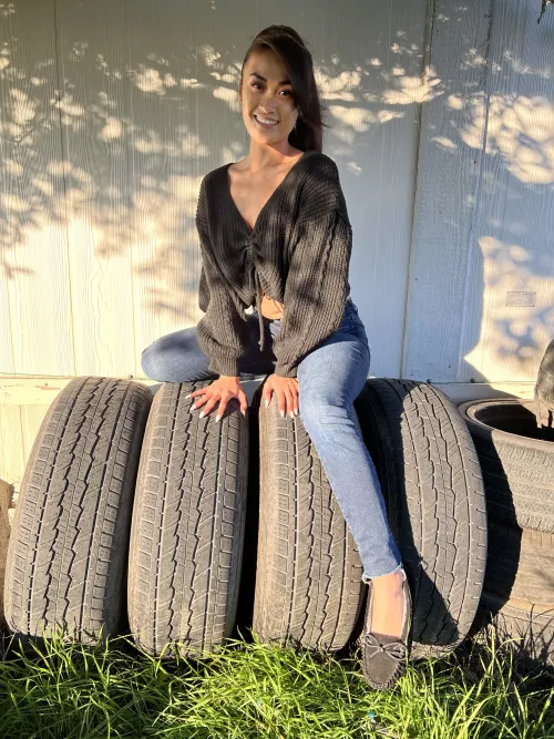 I am innocent and young but naughty girl, lets play baby?🥰😈