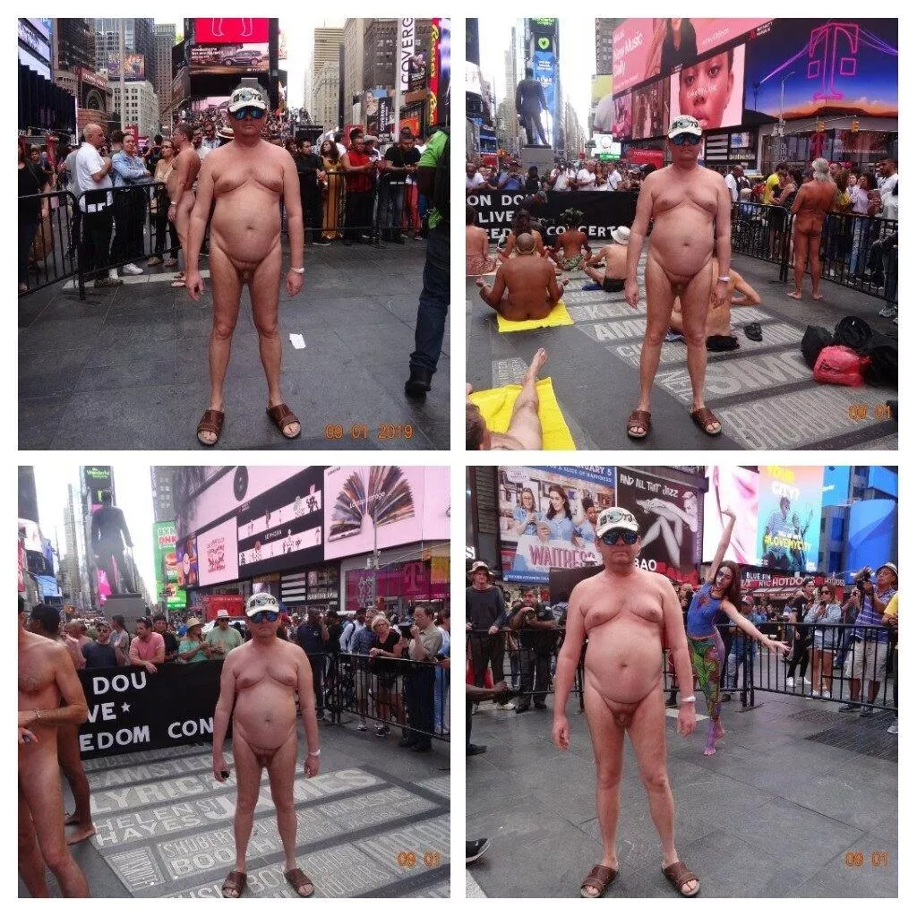 I am nude on Times Square, New York, posing for photo to everybody