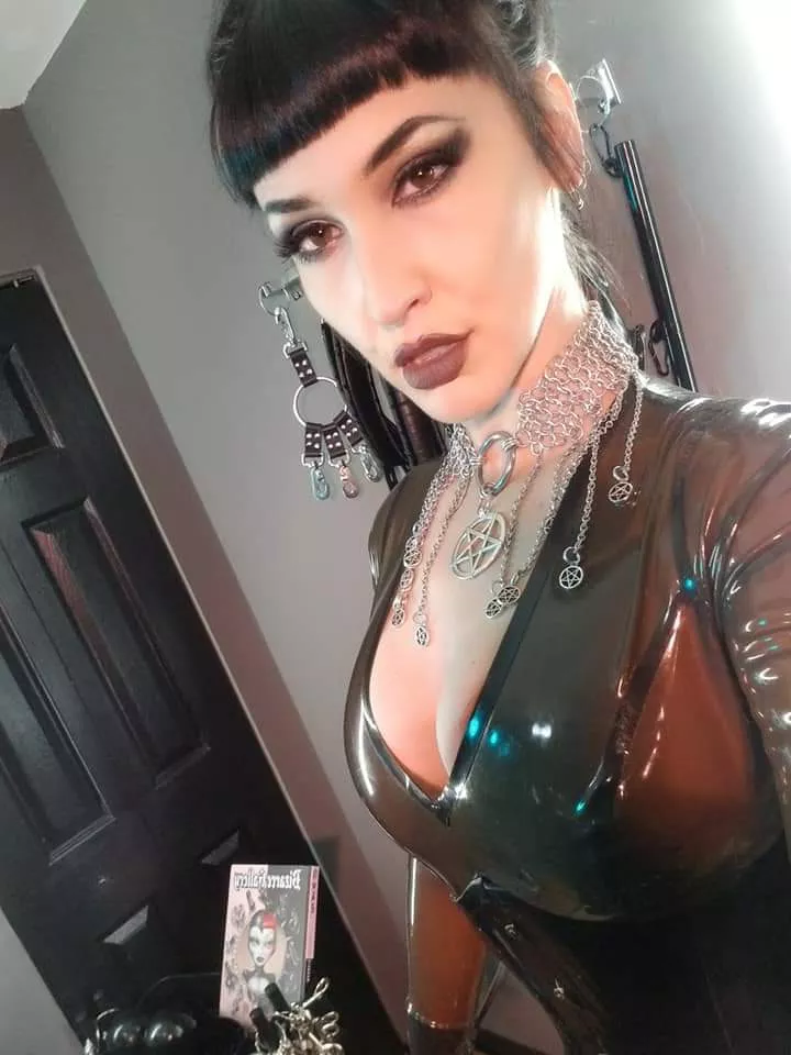 I Am Your New Addiction.