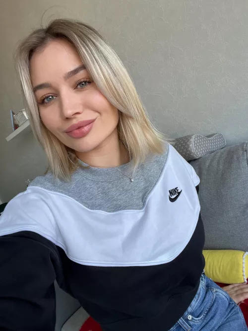 I bet u wanna bite🍌