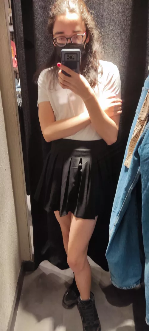 I bought my first skirt with the help of my friend 😊