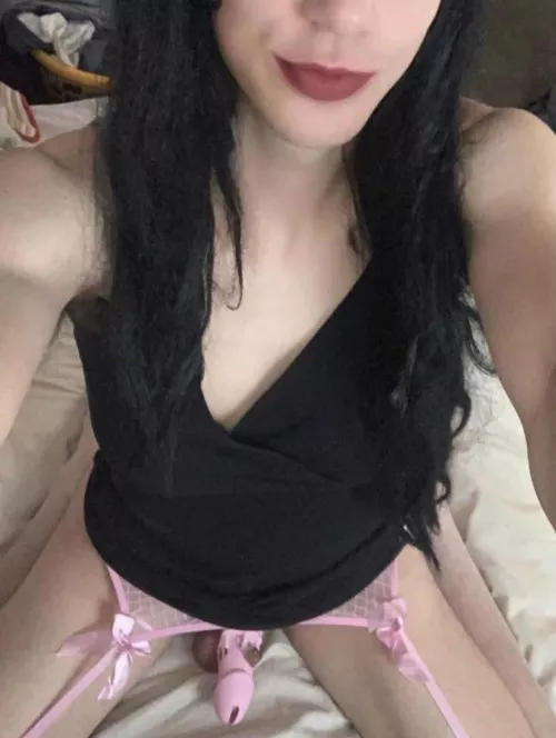I can barely even get hard anymore and my clit is shrinking⦠but i love it