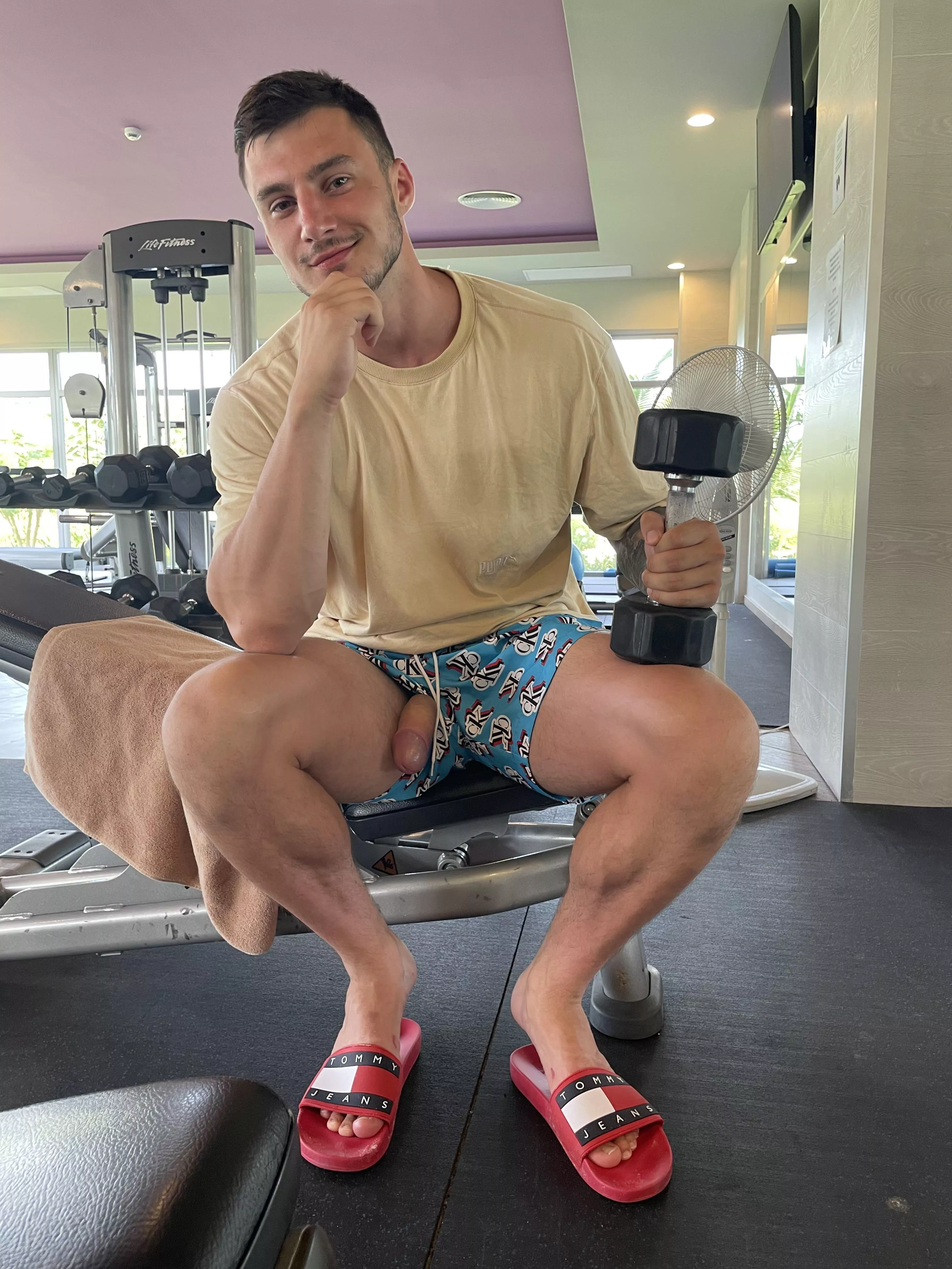 I can be your gym bro